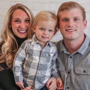 Meet your Posher, Courtney